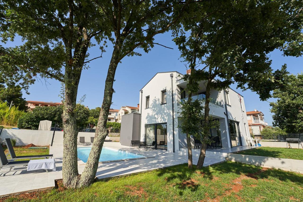 Villa Barbara Porec Bagian luar foto